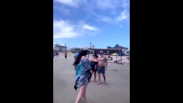 Summer is coming.....be careful around your wife! [VIDEO]