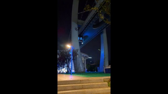 China's First Suspended Monorail Launched In Wuhan [VIDEO]