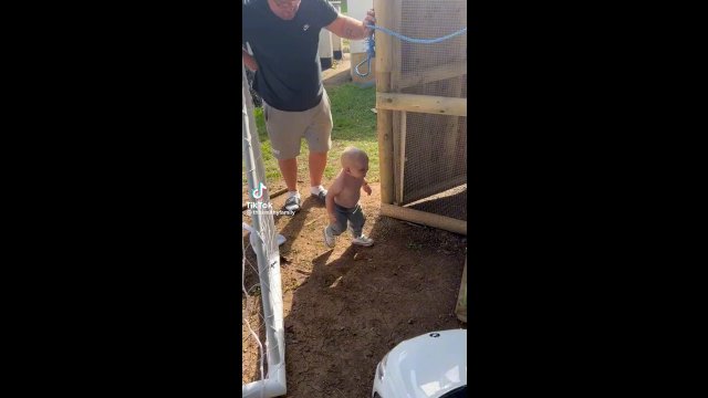 His dad built him an elevator, and he is very happy [VIDEO]