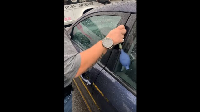 Professional unlocks car without a key in seconds