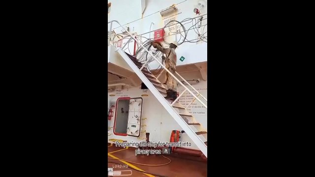 This is how some ships prepare for possible pirate attacks [WIDEO]