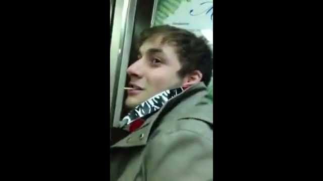 SAX BATTLE IN NYC SUBWAY [VIDEO]