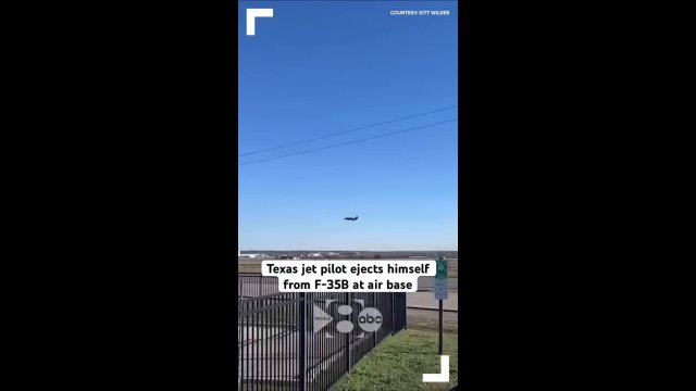 Texas pilot ejects himself from F-35B at airbase [VIDEO]