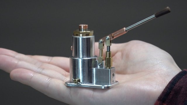 Making the World’s Smallest Hydraulic Jack [VIDEO]
