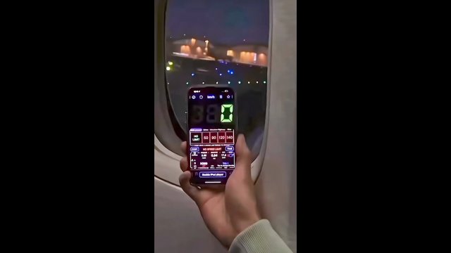 Speed of a plane takeoff [VIDEO]