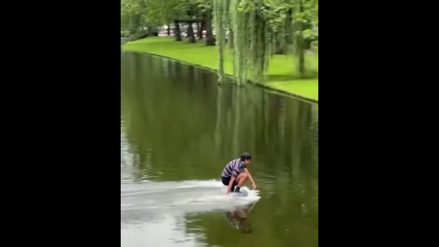 A way to quickly cross the canal