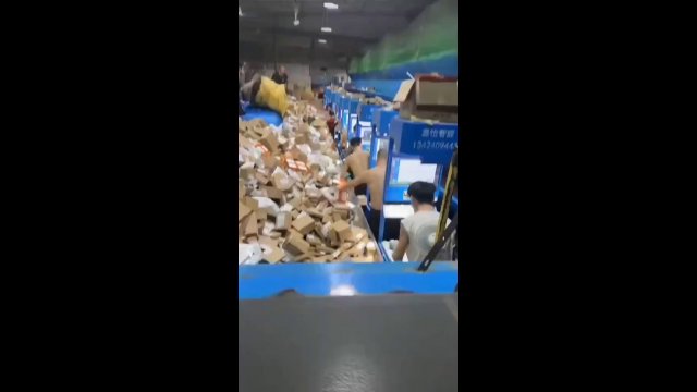This is what it looks like inside a Temu warehouse… [VIDEO]