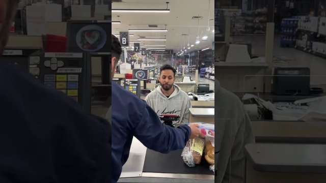 When your mom leaves you at checkout [VIDEO]