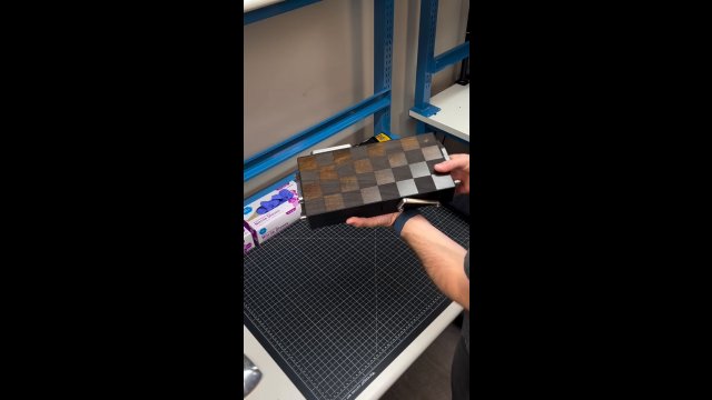 Kinetic chessboard inspired by origami [VIDEO]