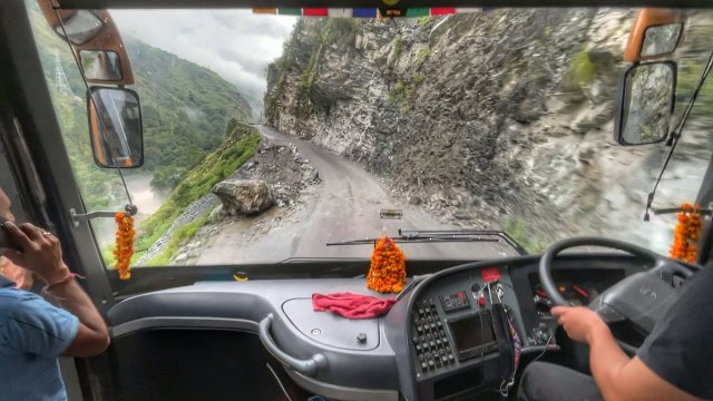 VOLVO Bus driving in world's most dangerous road