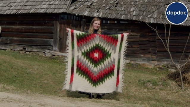 An ancient process for the production of sheep wool blankets in Ukraine [VIDEO]