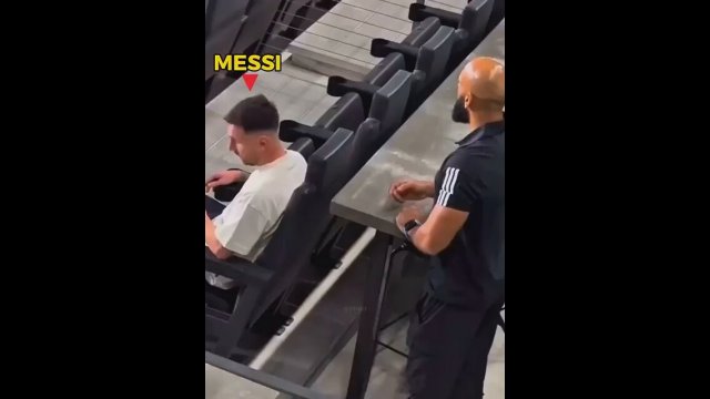 Messi’s bodyguard is the real MVP [VIDEO]