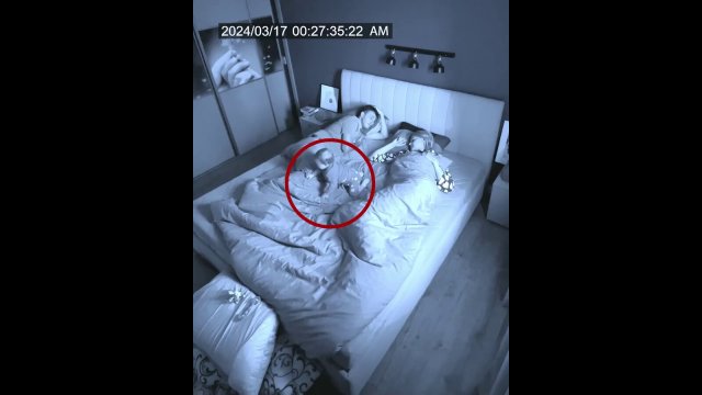 Parents worst nightmare caught on camera [VIDEO]