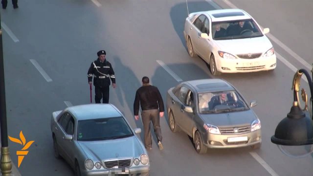Azerbaijan's Busy Traffic Police [VIDEO]