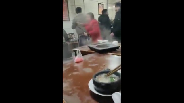 A fight broke out between Taiwane locals and Chinese tourists at a hot pot restaurant in Kaohsiung