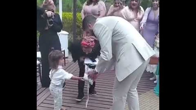 This is why you shouldn't give your child rings at a wedding