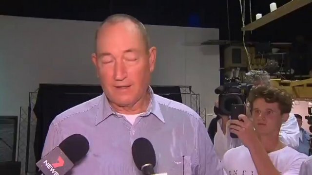 Dude cracks egg on Australian politician’s head [VIDEO]