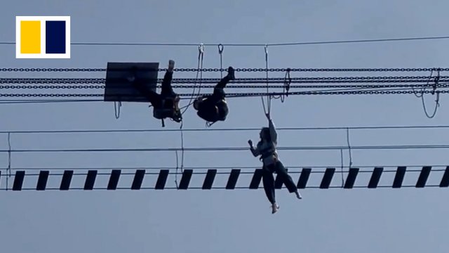 Tourists hanging upside down after suspension bridge flipped [VIDEO]