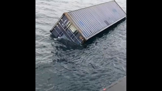 When shipping containers are lost at sea [VIDEO]