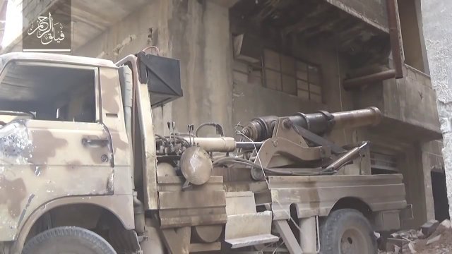 19th Century Cannon used in Syria [VIDEO]