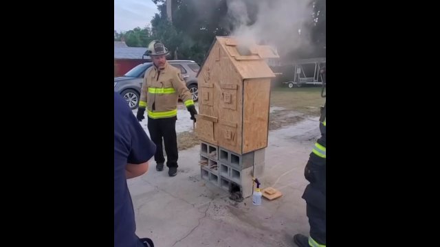 How backdraft can happen when a house is on fire [VIDEO]