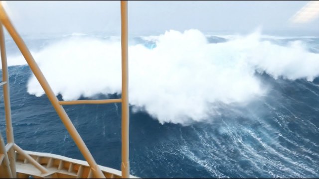 MONSTER WAVES Reaching Oil Rig's Windows