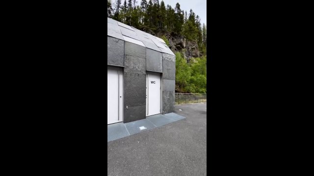 It’s just what a roadside public toilet in Norway looks like [VIDEO]