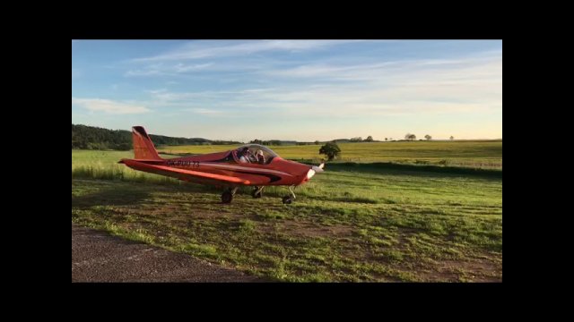 Two ultraligth (microlight) aircraft crash. One destroyed the second