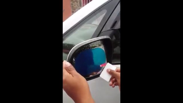 Hydrophobic mirror [VIDEO]