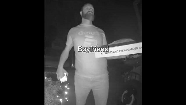 Got their pizza delivered to their ex’s house by accident [VIDEO]