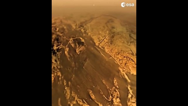 Farthest ever landing. Titan landing [VIDEO]