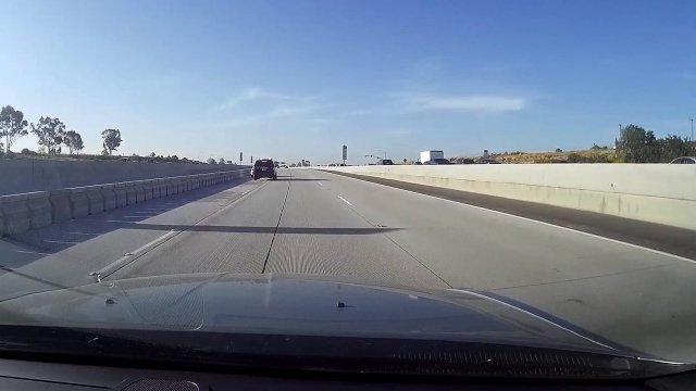 San Diego Sheriff trolls left lane blocker [VIDEO]