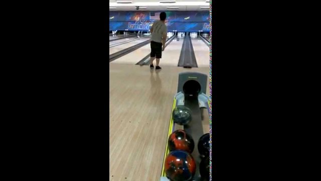 CRAZY Bowling Trick Shot