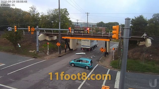 HVAC truck comes in hot and gets stopped cold at the 11foot8+8 bridge [VIDEO]