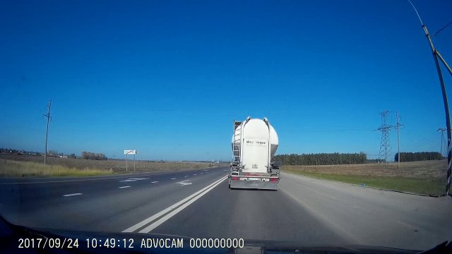 Russian tanker driver deliberately pushes car off road