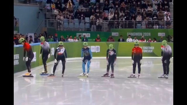 The Chinese speed skater fools everyone to win Gold at the Youth Olympics [VIDEO]