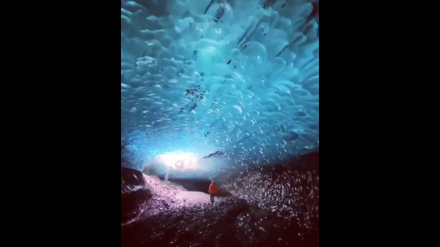 Walking under a frozen ocean