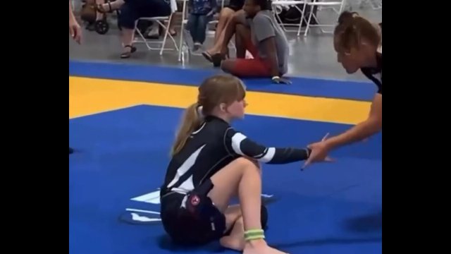 13-year-old kid wins against a black belt [VIDEO]