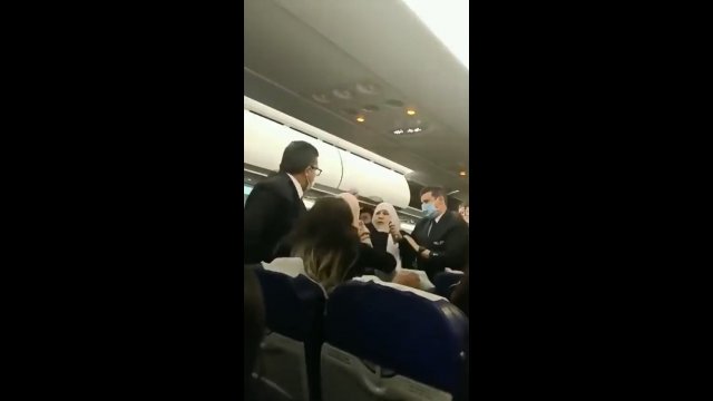 Flight from Dubai to London breaks out in fight [VIDEO]