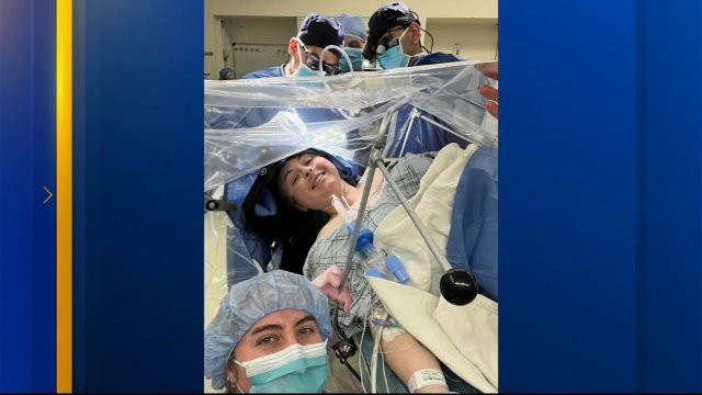 New Jersey mom sings Taylor Swift songs during brain surgery [VIDEO]