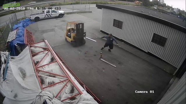 Boat-Moving Forklift Leads to Dented Truck [VIDEO]
