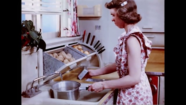 Grandma's kitchen organization hacks [4k, 60fps, color] (1949)