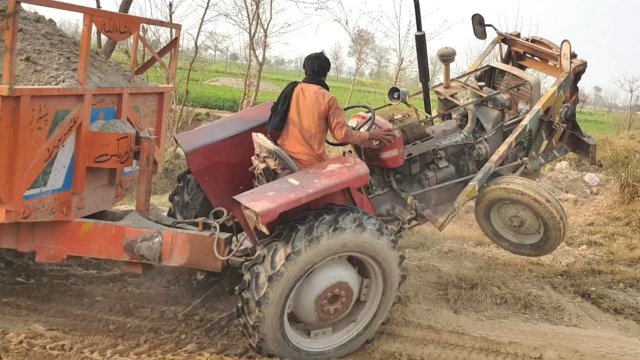 Tractor drivers of Pakistan
