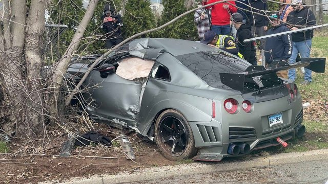 Nissan GTR Crash after leaving CCSU car show [VIDEO]