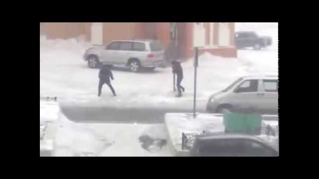 Extreme winds literally blow people over in Norilsk, Russia